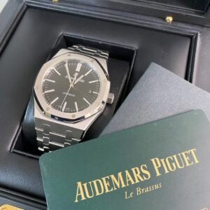 Audemars Piguet Royal Oak Self Winding - Black Dial - 15400ST *FULL SET*