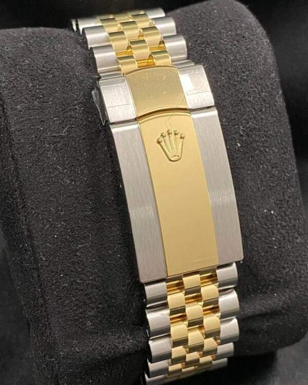 Rolex Yellow Gold Rolesor Sky-Dweller - 2025 - Black Dial - Jubilee Bracelet - 336933 *FULL SET* - Image 2
