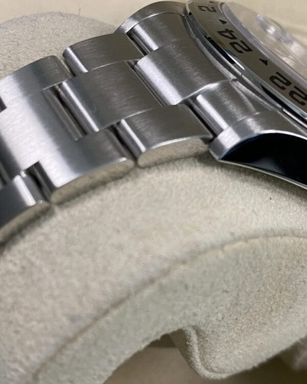 Rolex Oystersteel Explorer II - 2025 - Black Dial - Oyster Bracelet - 226570 *FULL SET* - Image 10
