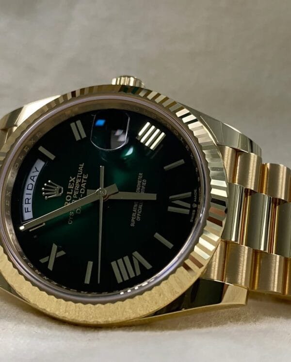 Rolex Yellow Gold Day-Date 40 - 2024 - Fluted Bezel - Green Ombre Dial - President Bracelet - 228238 *FULL SET* - Image 10