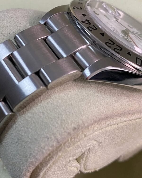 Rolex Steel Oyster Perpetual Explorer II - Z serial - “Polar” - No Holes Case - 16570 *FULL SET* - Image 9