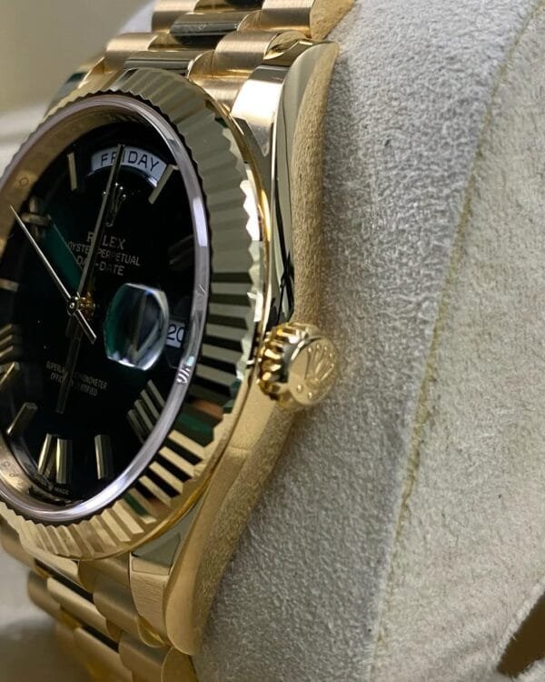 Rolex Yellow Gold Day-Date 40 - 2024 - Fluted Bezel - Green Ombre Dial - President Bracelet - 228238 *FULL SET* - Image 8