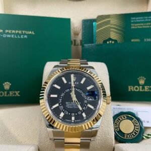 Rolex Yellow Gold Rolesor Sky-Dweller - 2025 - Black Dial - Oyster Bracelet - 336933 *FULL SET*