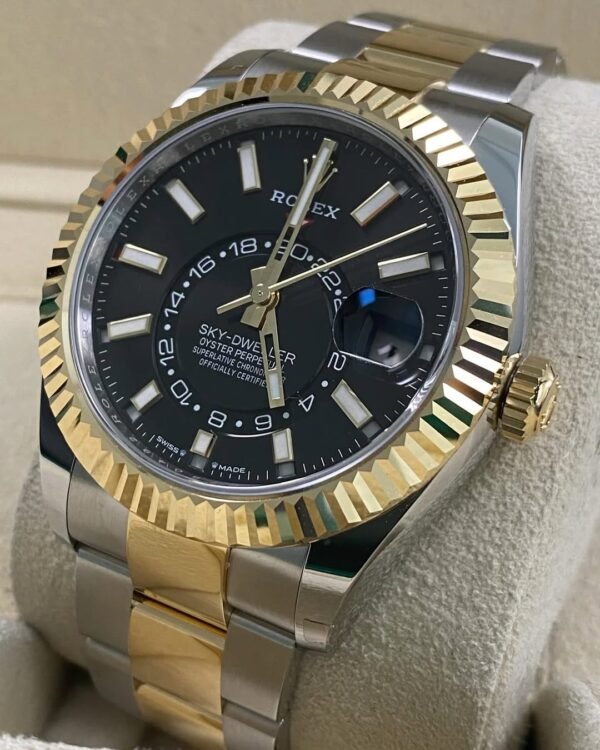 Rolex Yellow Gold Rolesor Sky-Dweller - 2025 - Black Dial - Oyster Bracelet - 336933 *FULL SET* - Image 2
