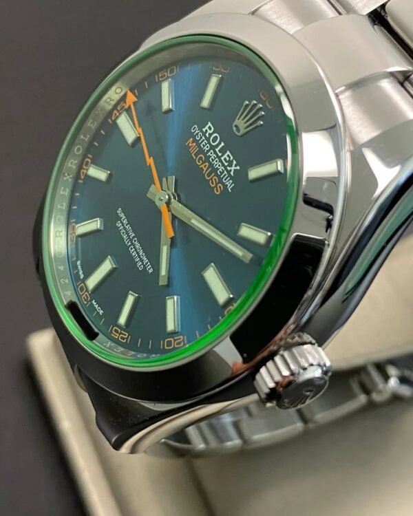 Rolex Milgauss - 2022 - Blue Dial Green Crystal - 116400GV *FULL SET* - Image 3