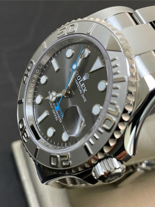 Rolex Yacht-Master 40 - 2025- Rhodium Dial - Platinum Bezel - 126622 *FULL SET* - Image 8