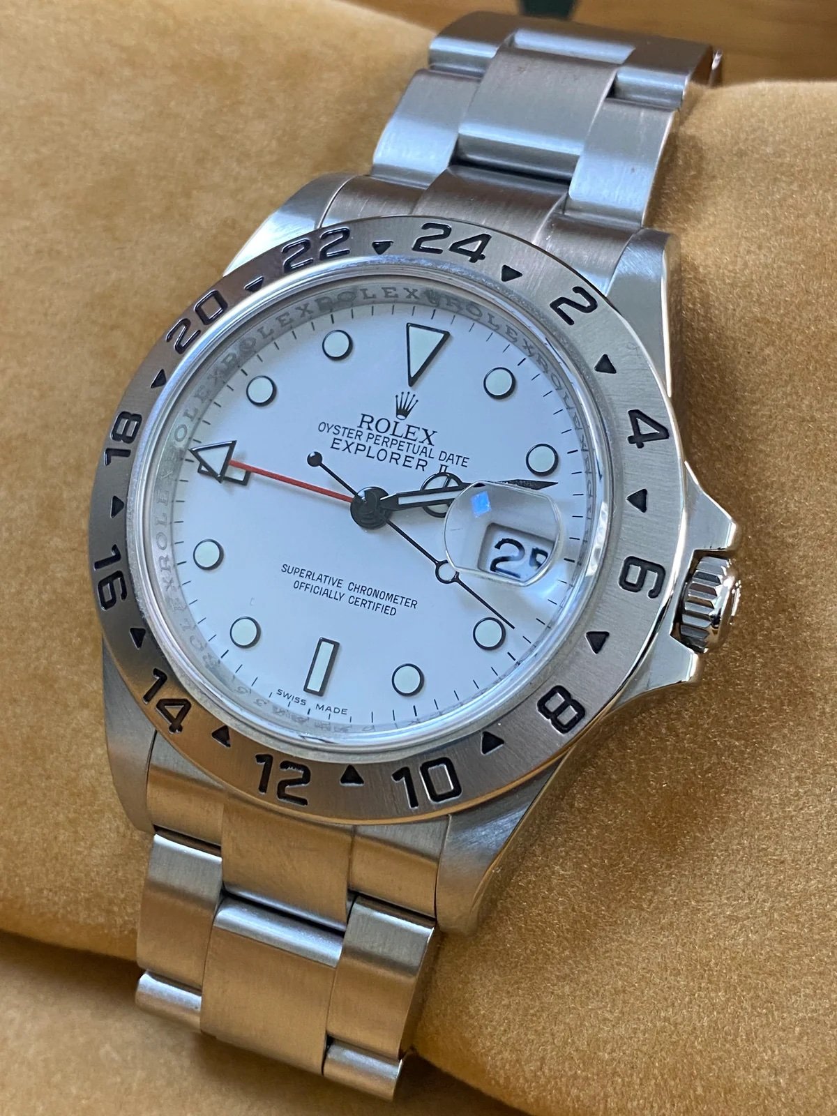 Rolex Oyster Perpetual Explorer II - G serial - “Polar” - 16570 *3186 Movement* - Image 11