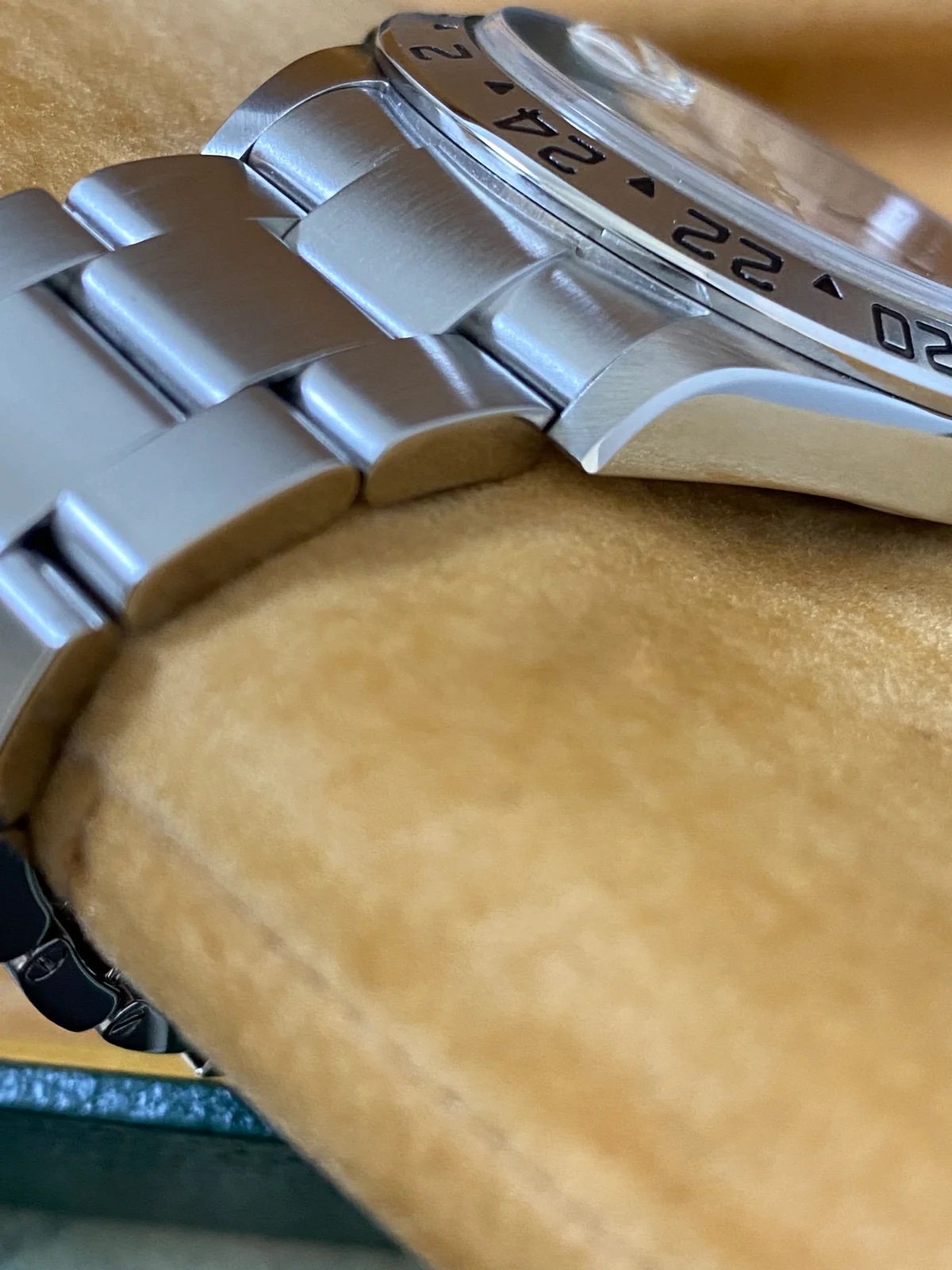 Rolex Oyster Perpetual Explorer II - G serial - “Polar” - 16570 *3186 Movement* - Image 7
