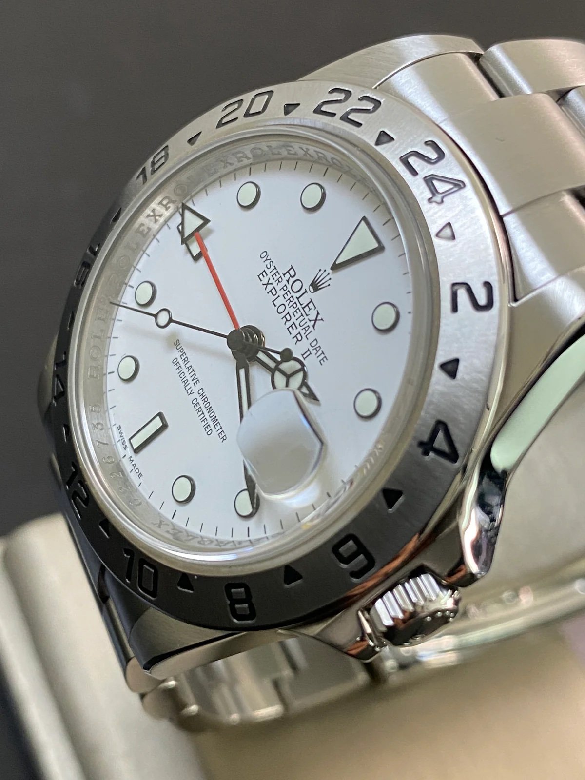 Rolex Oyster Perpetual Explorer II - G serial - “Polar” - 16570 *3186 Movement* - Image 9