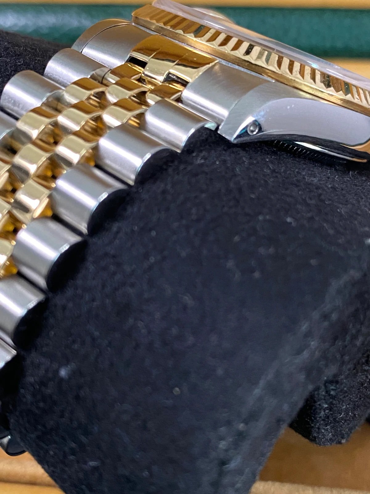 Rolex Steel & Yellow Gold Datejust 36 - 1991 - Rhodium Roman Dial - 16233 - Image 9